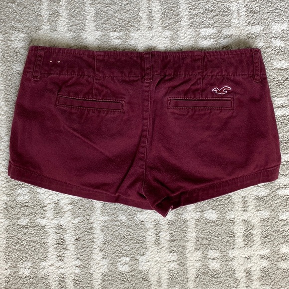 •Hollister• (2) Low-Rise Cargo Short Shorts - Picture 5 of 16